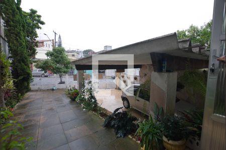 Casa para alugar com 178m², 3 quartos e 6 vagas Casa para alugar com 178m², 3 quartos e 6 vagasQuintal