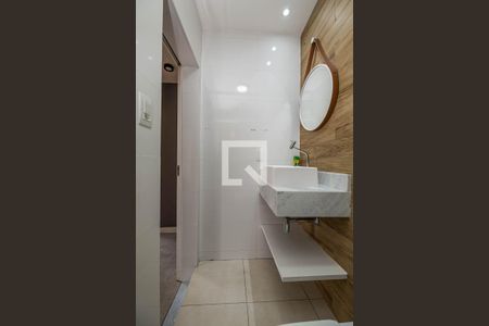 Apartamento à venda com 98m², 3 quartos e 1 vaga Apartamento à venda com 98m², 3 quartos e 1 vagaBanheiro Social