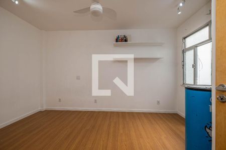 Apartamento à venda com 98m², 3 quartos e 1 vaga Apartamento à venda com 98m², 3 quartos e 1 vagaQuarto 3