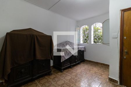 Sala de casa de condomínio para alugar com 2 quartos, 120m² em Aclimação, São Paulo