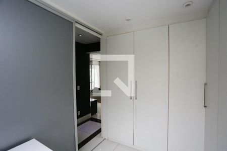 Quarto 1 de apartamento para alugar com 2 quartos, 67m² em Vila Andrade, São Paulo