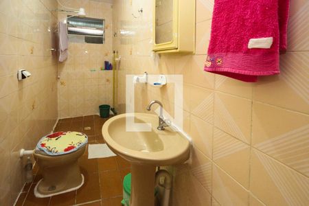 Casa à venda com 170m², 2 quartos e 1 vagaBanheiro Social