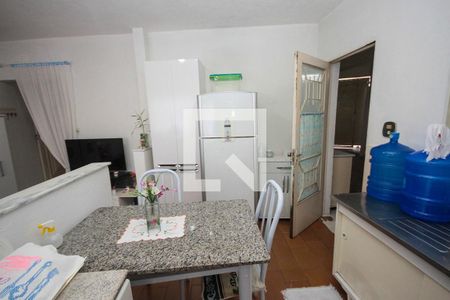 Casa à venda com 170m², 2 quartos e 1 vagaCozinha