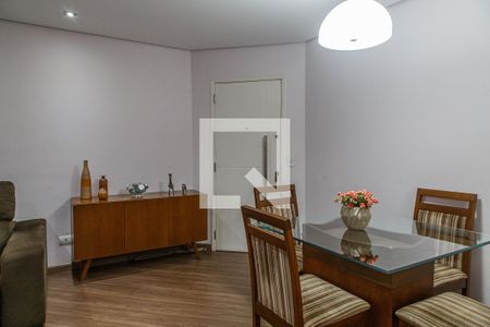 Sala de apartamento à venda com 3 quartos, 74m² em Vila Bertioga, São Paulo