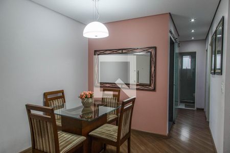 Sala de apartamento à venda com 3 quartos, 74m² em Vila Bertioga, São Paulo