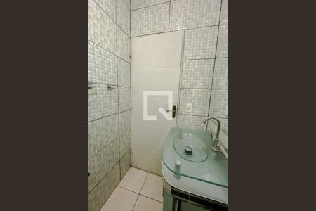 Casa à venda com 128m², 3 quartos e 2 vagasBanheiro 2