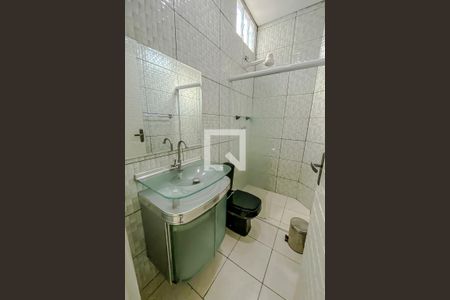 Casa à venda com 128m², 3 quartos e 2 vagasBanheiro 2