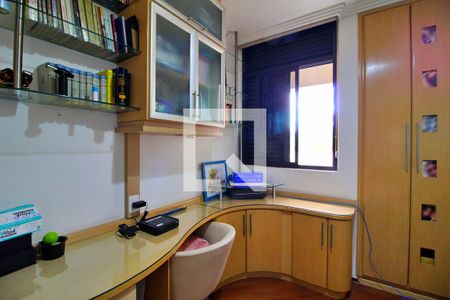 Apartamento à venda com 140m², 3 quartos e 2 vagasQuarto 2