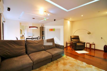 Apartamento à venda com 140m², 3 quartos e 2 vagasSala