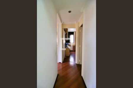 Apartamento à venda com 140m², 3 quartos e 2 vagasCorredor