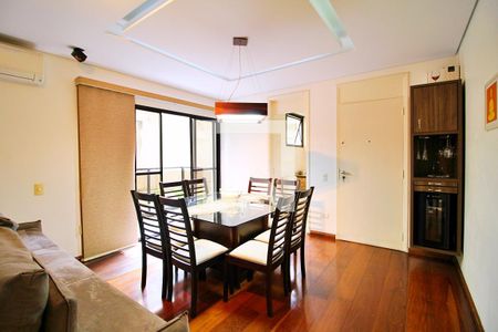 Apartamento à venda com 140m², 3 quartos e 2 vagasSala