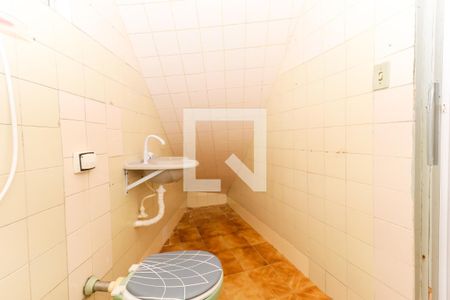 Casa para alugar com 100m², 2 quartos e sem vaga Casa para alugar com 100m², 2 quartos e sem vagaBanheiro