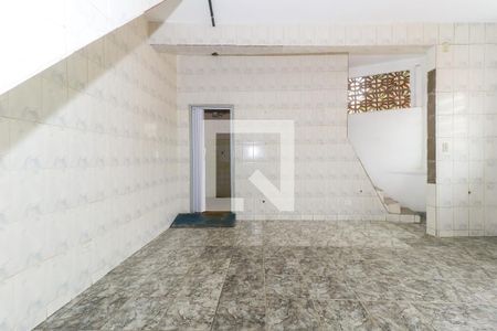 Casa para alugar com 100m², 2 quartos e sem vaga Casa para alugar com 100m², 2 quartos e sem vagaQuarto