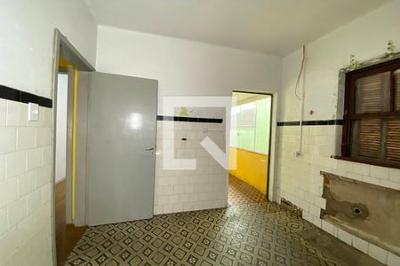 Cozinha de apartamento para alugar com 3 quartos, 107m² em Centro, São Leopoldo