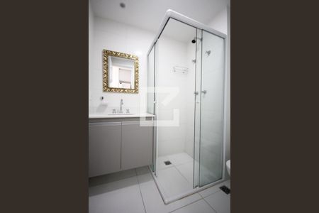 Banheiro de kitnet/studio à venda com 1 quarto, 24m² em Vila Mariana, São Paulo