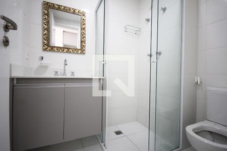 Banheiro de kitnet/studio à venda com 1 quarto, 24m² em Vila Mariana, São Paulo