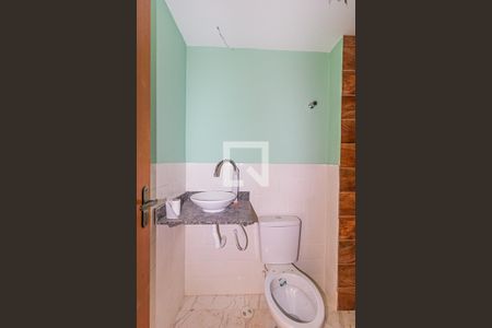 Banheiro de apartamento à venda com 2 quartos, 57m² em Parque Oratório, Santo André