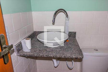 Apartamento à venda com 57m², 2 quartos e 1 vaga Apartamento à venda com 57m², 2 quartos e 1 vagaDetalhe do banheiro