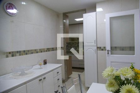 Apartamento à venda com 117m², 3 quartos e 2 vagasCozinha copa