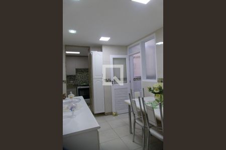 Apartamento à venda com 117m², 3 quartos e 2 vagasCozinha copa