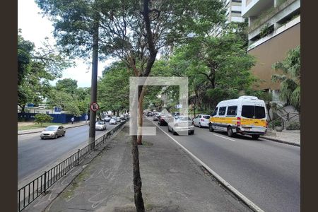 Apartamento à venda com 117m², 3 quartos e 2 vagasVista da Rua