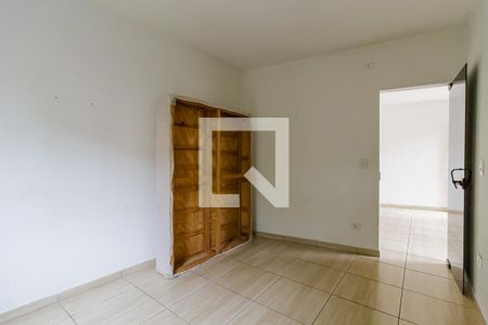 Quarto 1 de casa para alugar com 2 quartos, 40m² em Vila Firmiano Pinto, São Paulo