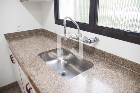 Apartamento à venda com 169m², 3 quartos e 4 vagasCozinha - Torneira