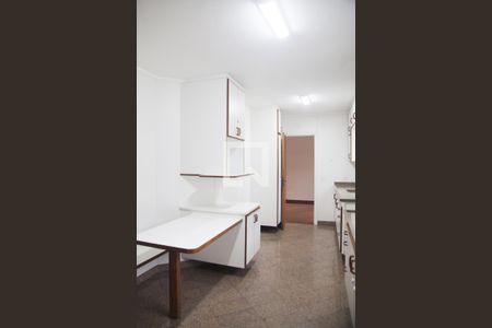 Apartamento à venda com 169m², 3 quartos e 4 vagasCozinha