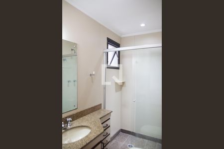 Apartamento à venda com 169m², 3 quartos e 4 vagasBanheiro da Suíte 2