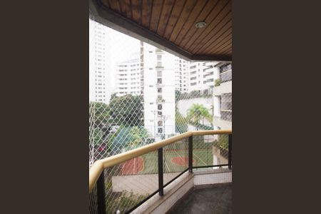 Apartamento à venda com 169m², 3 quartos e 4 vagasvaranda