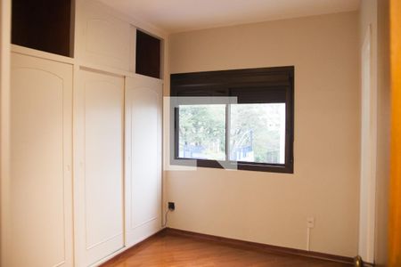 Apartamento à venda com 169m², 3 quartos e 4 vagasQuarto 2 - Suíte