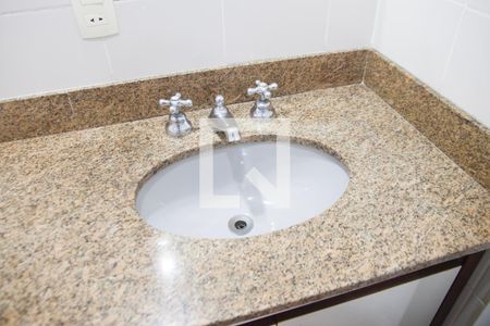 Apartamento à venda com 169m², 3 quartos e 4 vagasBanheiro - Torneira