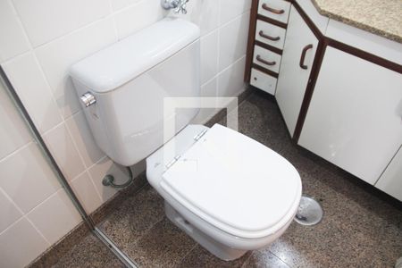 Apartamento à venda com 169m², 3 quartos e 4 vagasDetalhe do banheiro