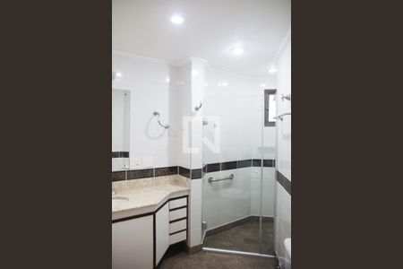 Apartamento à venda com 169m², 3 quartos e 4 vagasBanheiro da Suíte 3