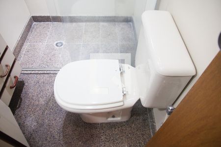 Apartamento à venda com 169m², 3 quartos e 4 vagasDetalhe do banheiro