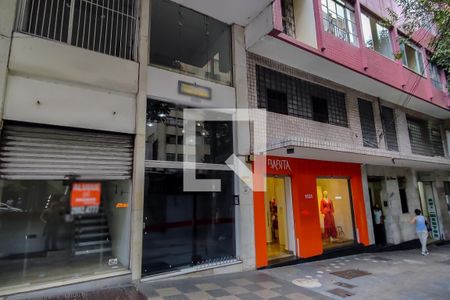 Apartamento para alugar com 87m², 2 quartos e sem vaga Apartamento para alugar com 87m², 2 quartos e sem vagaFachada