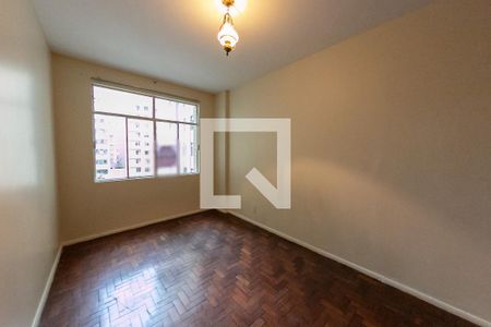 Quarto 1 de apartamento para alugar com 2 quartos, 87m² em Barro Preto, Belo Horizonte