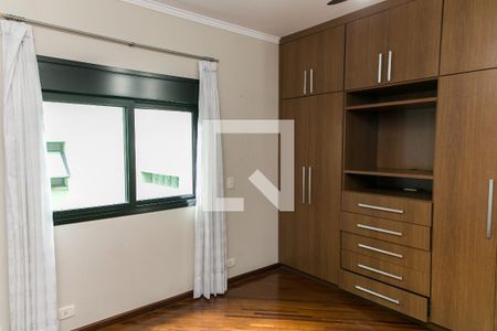 Casa para alugar com 600m², 4 quartos e 4 vagas Casa para alugar com 600m², 4 quartos e 4 vagasSuíte 2