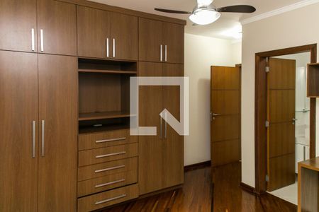 Casa para alugar com 600m², 4 quartos e 4 vagas Casa para alugar com 600m², 4 quartos e 4 vagasSuíte 2