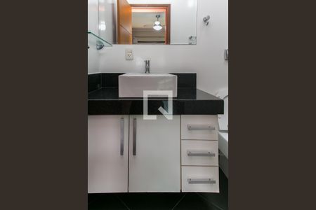 Casa para alugar com 600m², 4 quartos e 4 vagas Casa para alugar com 600m², 4 quartos e 4 vagasBanheiro da Suíte 3