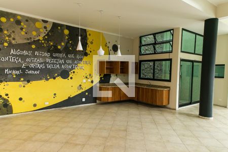 Casa para alugar com 600m², 4 quartos e 4 vagas Casa para alugar com 600m², 4 quartos e 4 vagasSalão