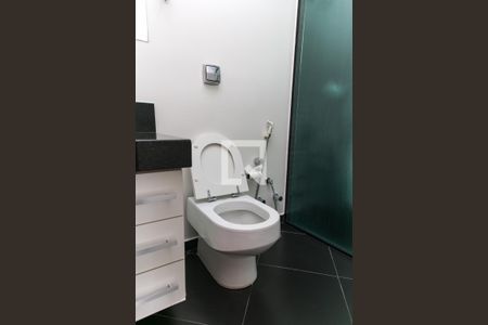 Casa para alugar com 600m², 4 quartos e 4 vagas Casa para alugar com 600m², 4 quartos e 4 vagasBanheiro da Suíte 3