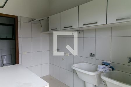 Casa para alugar com 600m², 4 quartos e 4 vagas Casa para alugar com 600m², 4 quartos e 4 vagasÁrea de Serviço