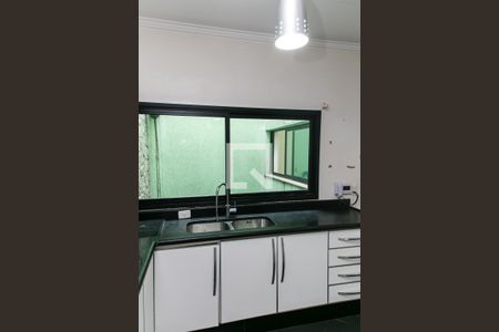 Casa para alugar com 600m², 4 quartos e 4 vagas Casa para alugar com 600m², 4 quartos e 4 vagasCozinha