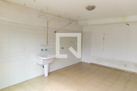 Casa para alugar com 600m², 4 quartos e 4 vagas Casa para alugar com 600m², 4 quartos e 4 vagasÁrea de Serviço 2