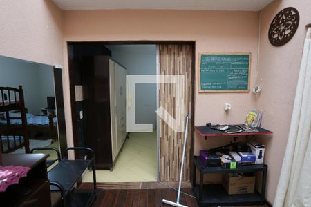 Casa à venda com 130m², 2 quartos e 1 vagaQuarto 2