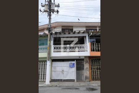 Casa à venda com 130m², 2 quartos e 1 vagaFachada