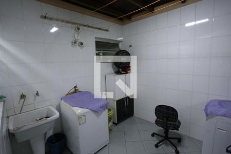 Casa à venda com 130m², 2 quartos e 1 vagaÁrea de Serviço