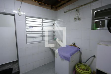 Casa à venda com 130m², 2 quartos e 1 vagaÁrea de Serviço