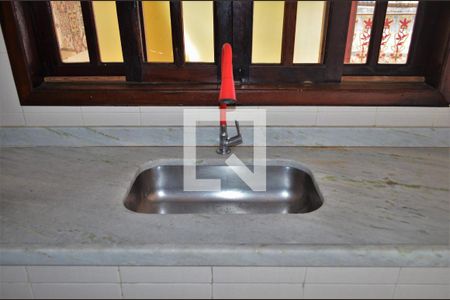 Casa de condomínio à venda com 170m², 5 quartos e 1 vagaCozinha